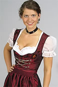 Dunkelrot - Dirndl in der Trendfarbe Brombeer