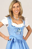 Ton in Ton - Hellblaues Dirndl und Dirndlschürze